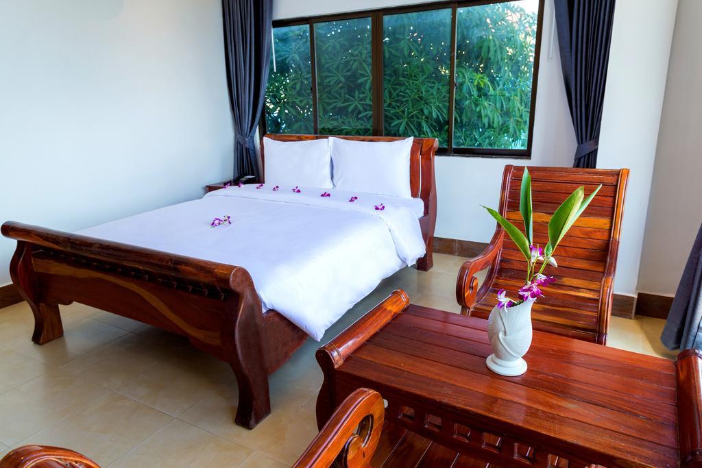 Ly Heng Chhay Hotel Poipet Bagian luar foto