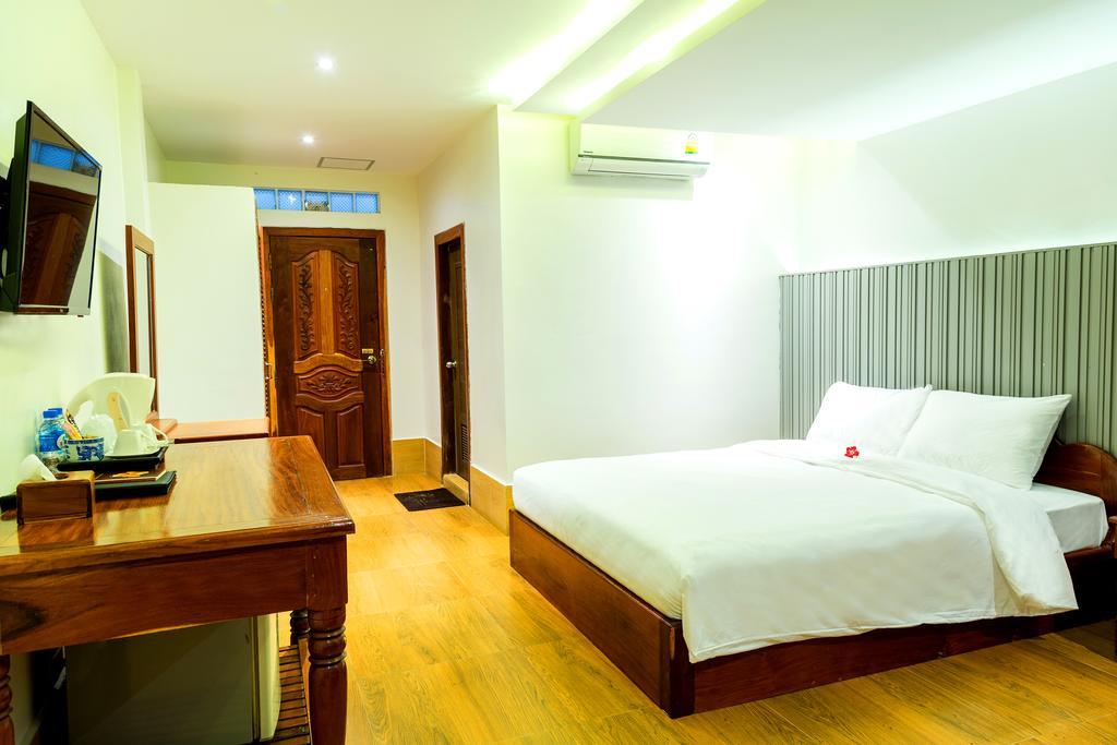 Ly Heng Chhay Hotel Poipet Bagian luar foto