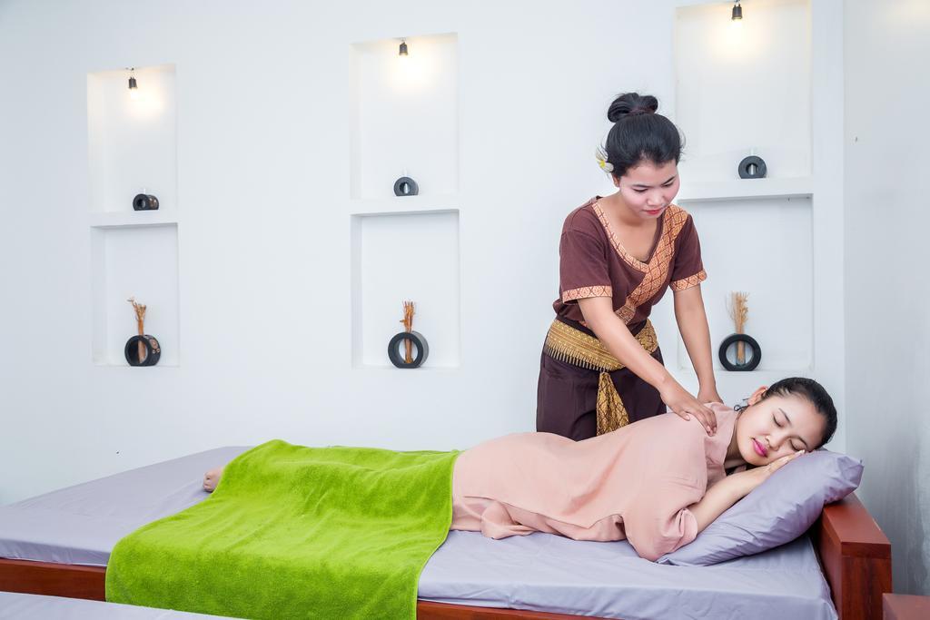 Ly Heng Chhay Hotel Poipet Bagian luar foto